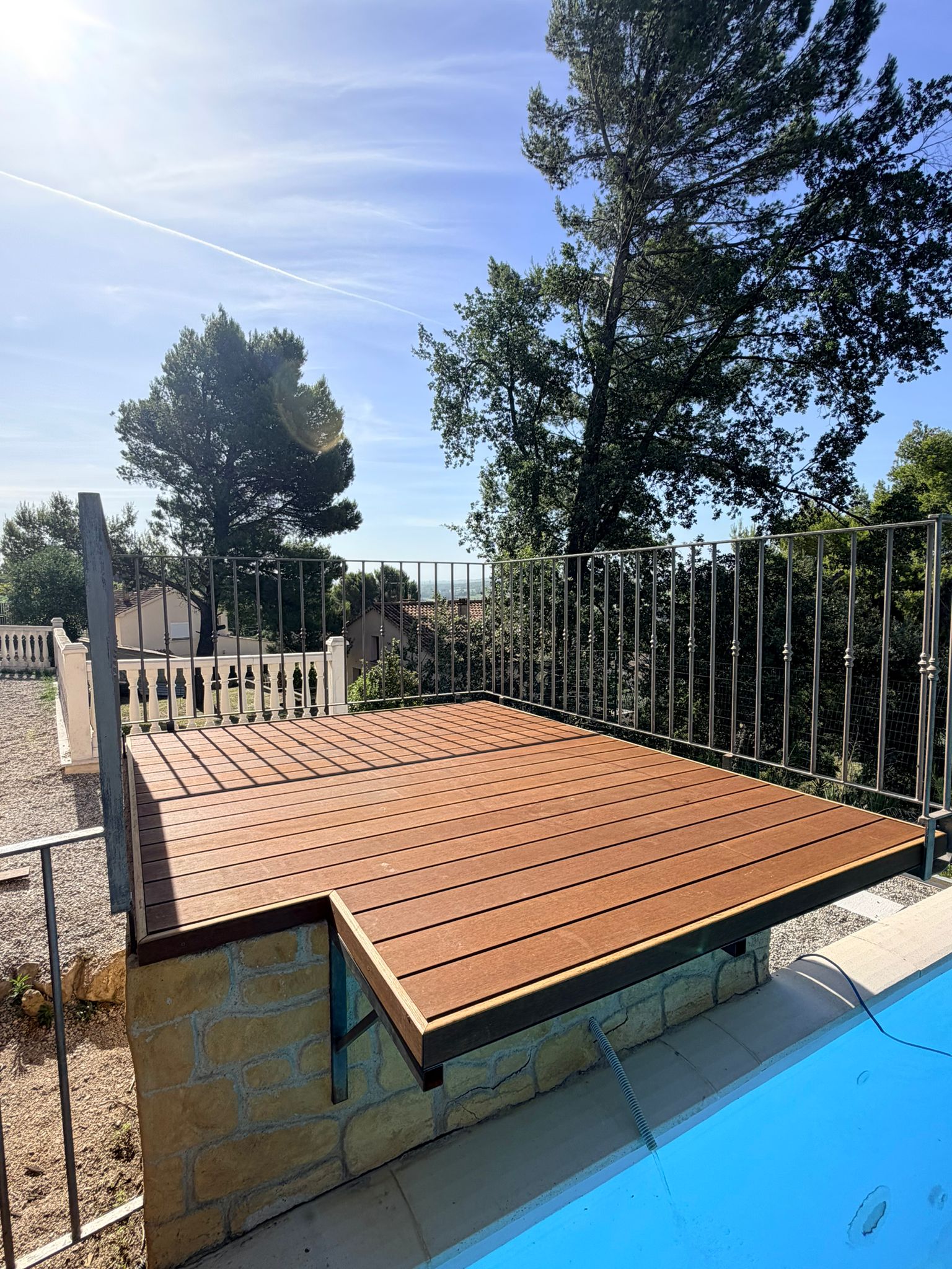 Terrasse de piscine bambou ambre — photo 4